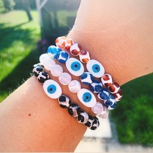 FACETED TIBETAN AGATE EYE BRACELETS